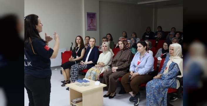 Bilecik'te ilk yardım farkındalığı artıyor: Zeynep Sözer'den anlamlı destek