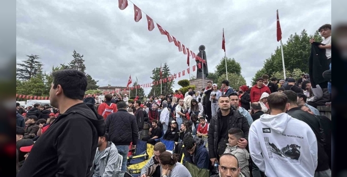 Bolu'da Dünya Kupası coşkusu Anıtpark'ta zirveye ulaştı