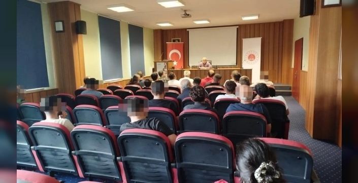 Boyabat'ta kader mahkumlarına merhamet ve sevgi dersi