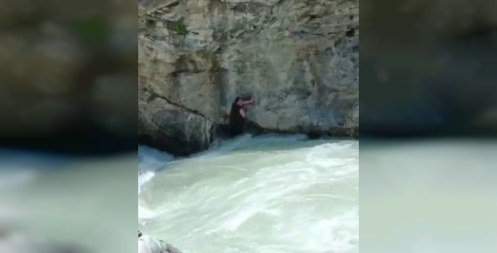 Ceyhan Nehri'nde kaybolan vatandaşın son anları kaydedildi