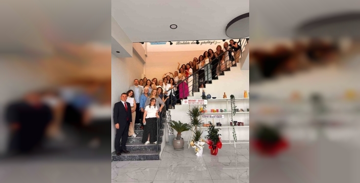 Çılgın çaydanlıklar sanata dönüştü: Bilecik'te sıra dışı sergi!