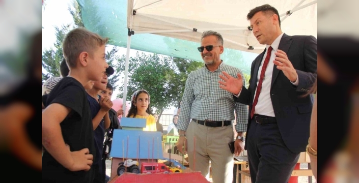 Cizre Yakacık İlk ve Ortaokulu'nda coşkulu yıl sonu şenliği