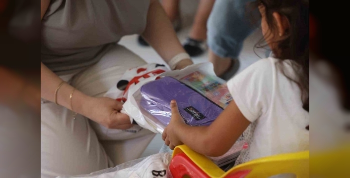 Çocukların hayalleri tişört oldu, geliri iyiliğe dönüştü: Hatay'da anlamlı kapanış