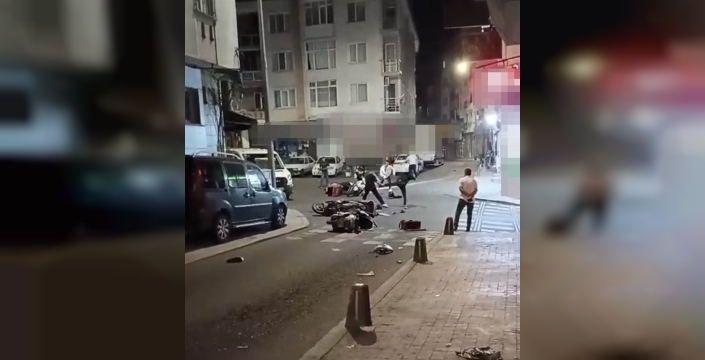 Çorlu'da gece yarısı dehşeti: Alkollü gençler arasındaki kavga kamerada, 2 yaralı!