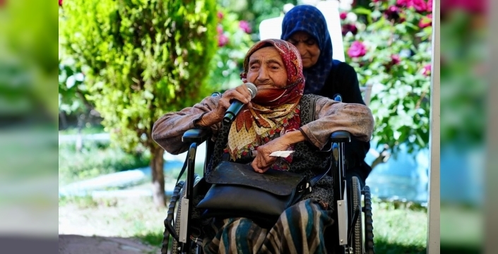 Darende'de halkla iç içe bir buluşma: Başkan Bozkurt talepleri dinledi
