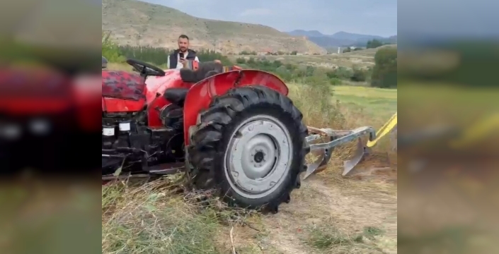 Darende'de nefes kesen kurtuluş: Traktör kanala uçtu, sürücü son anda canını kurtardı