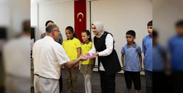 Dilimizin Zenginlikleri projesi Yalova'da ödüllerle taçlandı