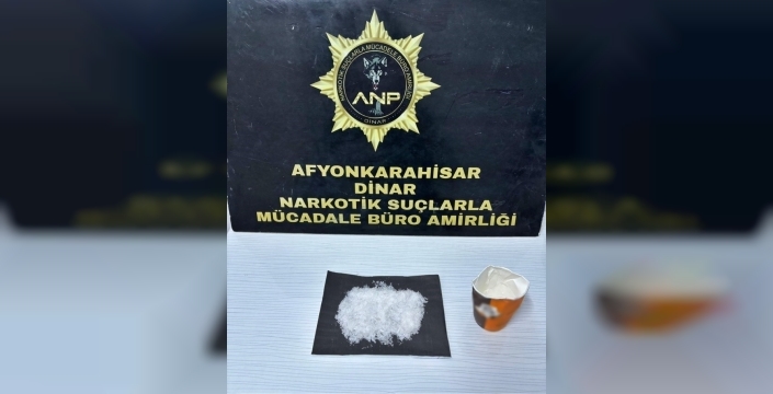 Dinar'da otomobilinde uyuşturucuyla yakalanan şahıs cezaevine gönderildi