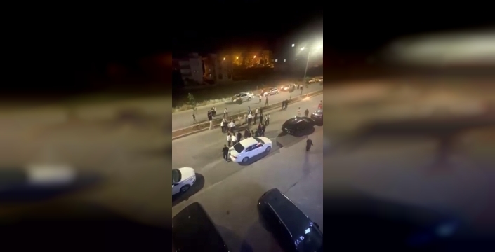 Düğün konvoyunda coşku değil, dehşet: Tekmeler ve yumruklar havada uçuştu!
