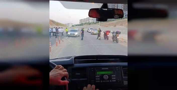 Düğün sevinci kabusa döndü: Siirt'te konvoyda kaza, 2 yaralı!