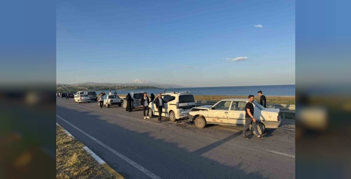 Düğün sevincini acı sonla bitiren kaza: 3 yaralı