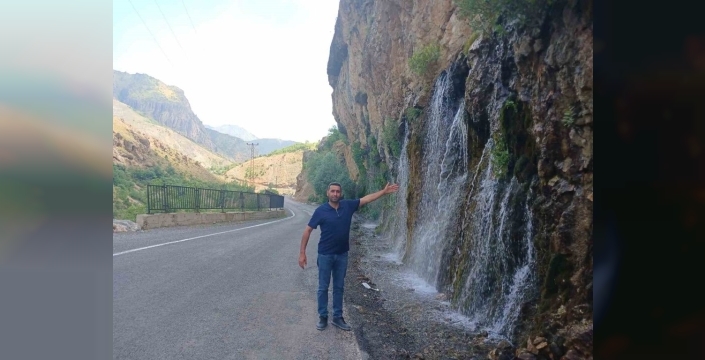 Durankaya şelalesi bu yıl coşku içinde akıyor