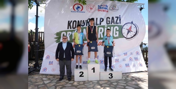 Düzce'de Antik Kent'te gençler yön bulma yarıştı