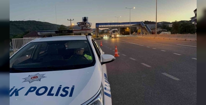 Düzce'de Kural Tanımayanlara Geçit Yok: 232 Araç Trafikten Men Edildi