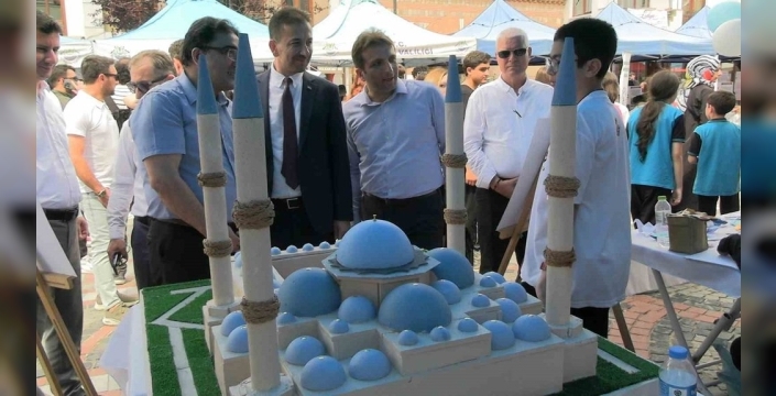 Edirne'deki minik bilim insanları Selimiye'nin sırlarını mercek altına aldı