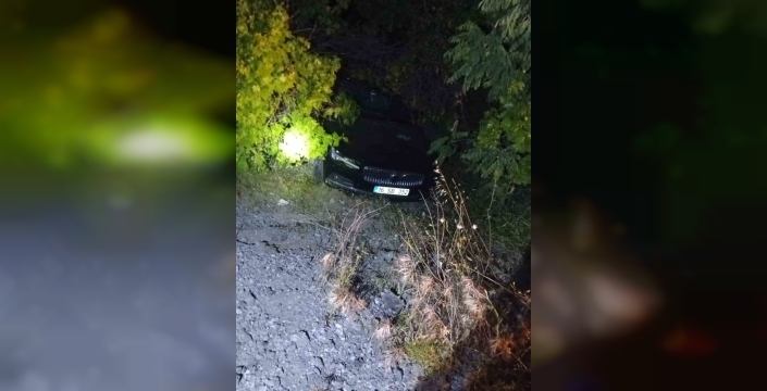 Elazığ-Bingöl yolunda dehşet anları: Otomobil şarampole yuvarlandı, sürücü yaralı
