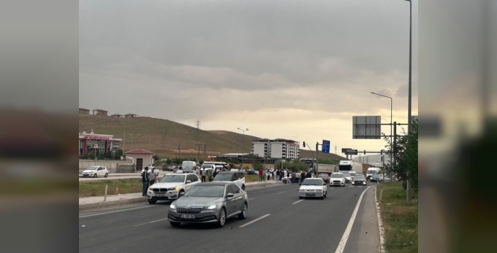 Elazığ'da silobas ile otomobil çarpıştı, 2 yaralı