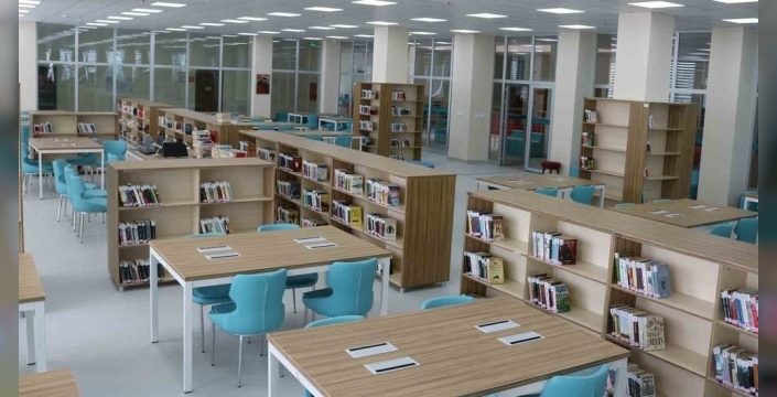 Erzurum kütüphanelerinde edebiyat rüzgarı: Her iki kitaptan biri o!