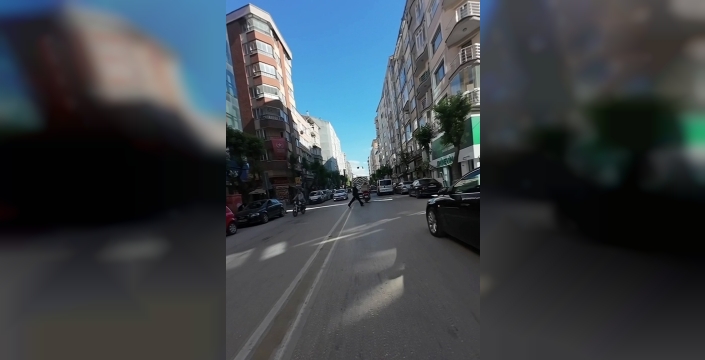 Eskişehir'de çift sıra park sorunu sürüyor