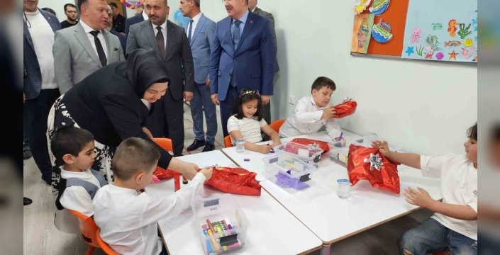 Eskişehir'de Zübeyde Hanım Özel Eğitim Anaokulu'nun yeni binası açıldı