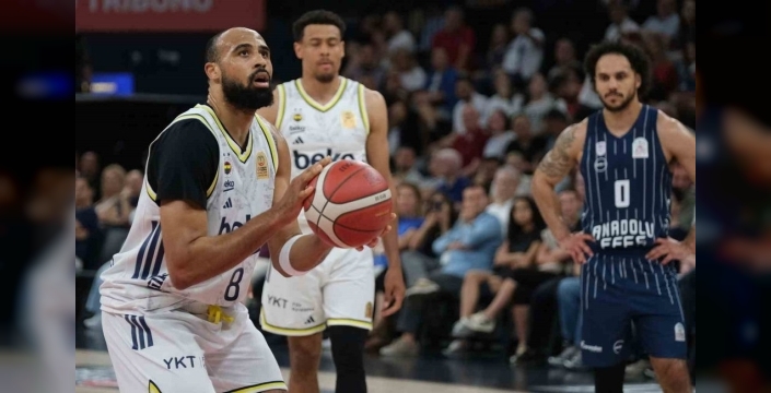 Fenerbahçe Beko, destansı bir zaferle finalde!
