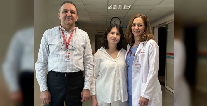 Gebelik zehirlenmesiyle hastaneye koştu: Anne ve bebeği için seferberlik