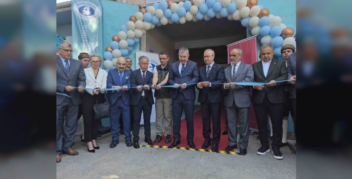 Geçmişin 'Devrim'i, geleceğin TOGG'uyla aynı sahnede: Eskişehir'de tarihi buluşma