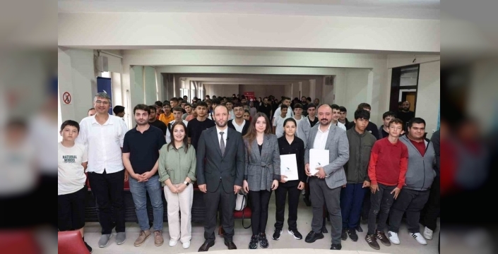 Geleceğin meslekleri serisi Bilim Kafe'de başladı