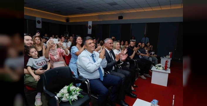 GKV'de çok dilli sanat yolculuğu büyüledi