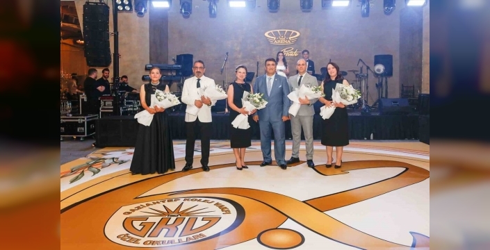 GKV Ortaokulu mezunları, coşku dolu bir balo ile yeni ufuklara yelken açtı