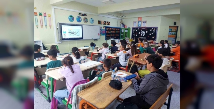 Gölcük'te 3 bin 534 çocuğa sıfır atık eğitimi verildi