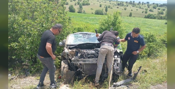 Gümüşhane'de kan donduran kaza: Bir can yitirildi, iki kişi hastanede