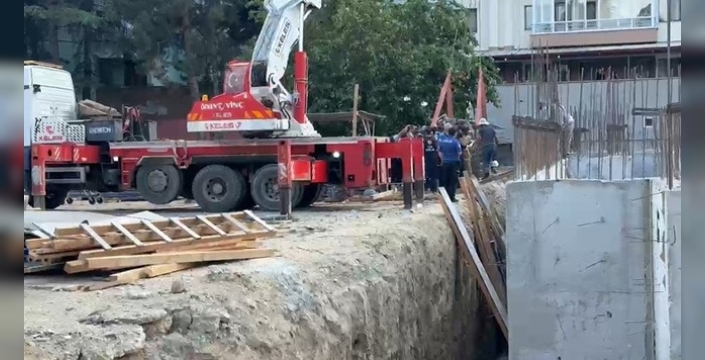 Hafriyat faciası: Okul inşaatında 2 işçi toprak altında kaldı, ağır yaralandılar