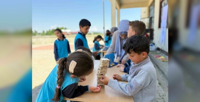 Hasköy'de 'Merkezin Her Yerde' projesi ile öğrenciler eğlenceli anlar yaşadı
