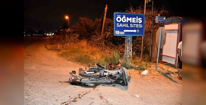 Hatay'da yürekler ağza geldi: Otomobil ile motosiklet çarpıştı, 4 kişi yaralandı