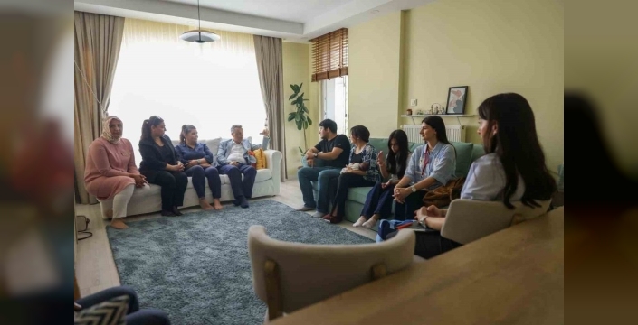 İlkadım'da 555'inci bebeğe özel hediye
