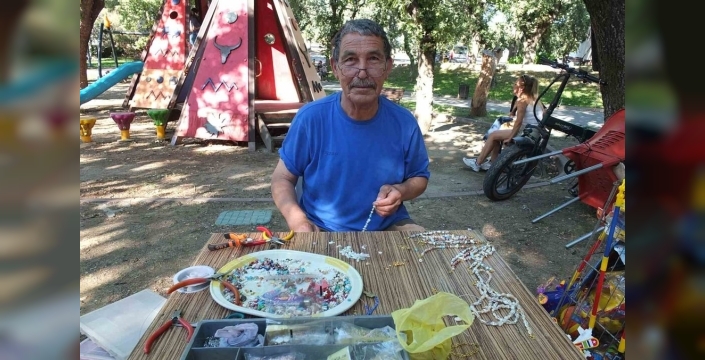 İnşaattan sanata: 72 yaşındaki ustadan şaşırtan dönüşüm