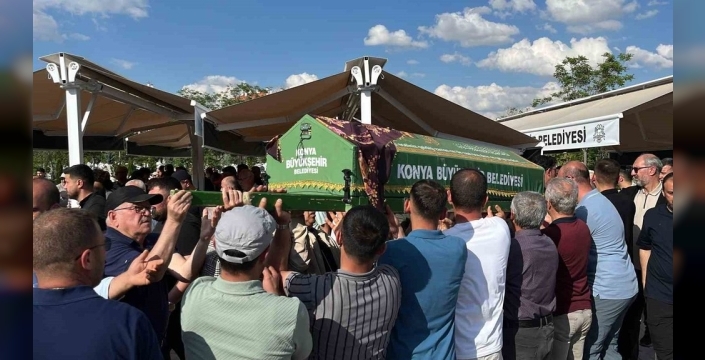 Isparta kazası yürek dağladı: Hayatını kaybedenler Konya'dan son yolculuğuna uğurlandı