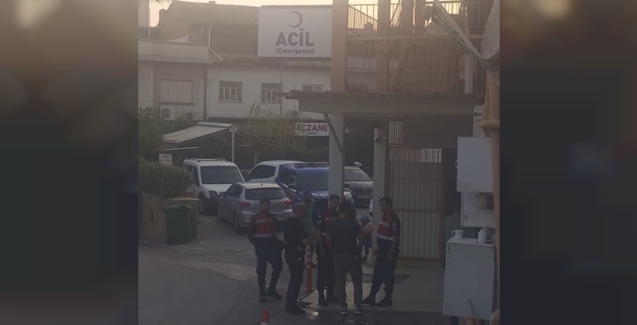 İzmir'de trafik kazası: İki yaralı hastaneye kaldırıldı
