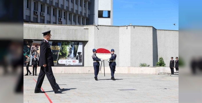 Jandarma'nın 187. yılında kahraman köpekler sahadaydı: Gaddar nefes kesti!