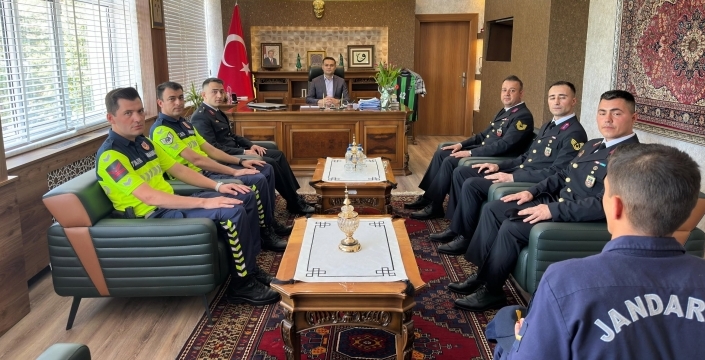 Jandarmadan Kaymakam Çakmak’a İade-İ Ziyaret