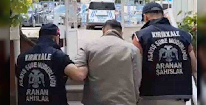 Kaçak hükümlü saklandığı evde böyle yakalandı!