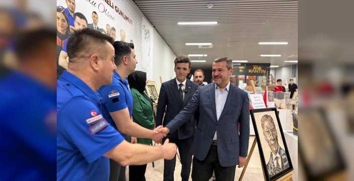 Karabük'te ceza infaz personeli günü coşku içinde kutlandı