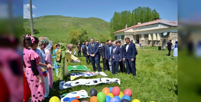 Karaçoban'dan Türkiye'ye örnek sosyal sorumluluk projesi: 'Orda bir köy var çok da uzak değil