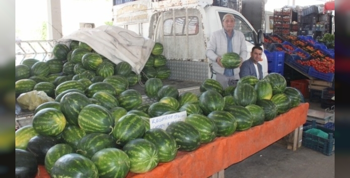 Karpuz sezonu açıldı: Sarayönü’nde talep arttı!