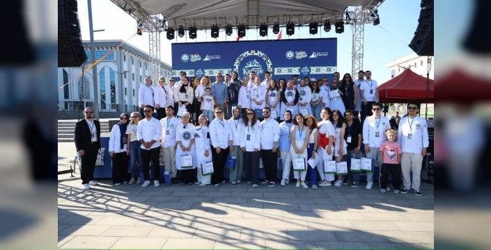 Kartepe'de gastronomi festivalinde lezzetler yarıştı