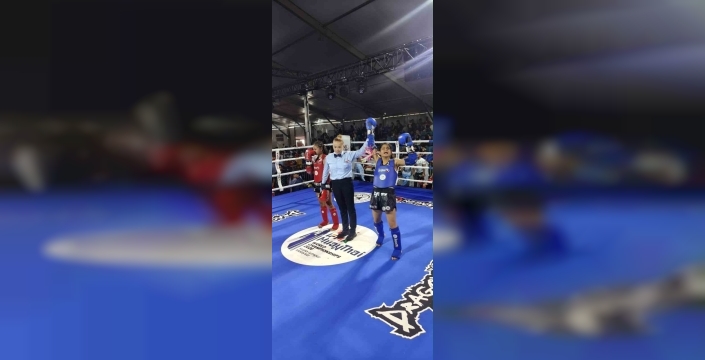Kayserili Ayşegül Açık, Muay Thai'de Dünya Şampiyonu olarak gövde gösterisi yaptı