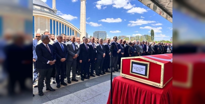 Kılıçdaroğlu, emekli albay Türeli'nin cenaze töreninde duygusal anlar yaşandı