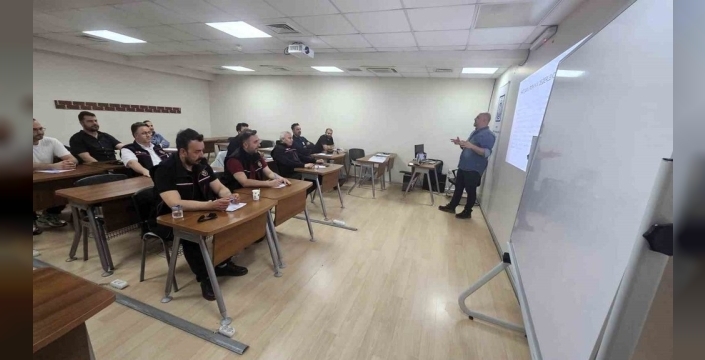 Kocaeli itfaiyesi personeline patlamadan korunma eğitimi verildi