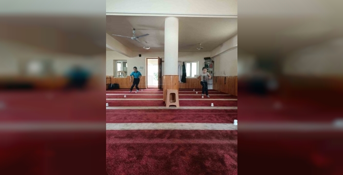Koçarlı'da minik yürekler camide buluştu, manevi dünyaya ilk adım!